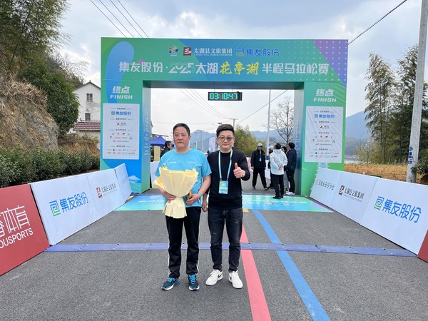 黨中溫情.jpg